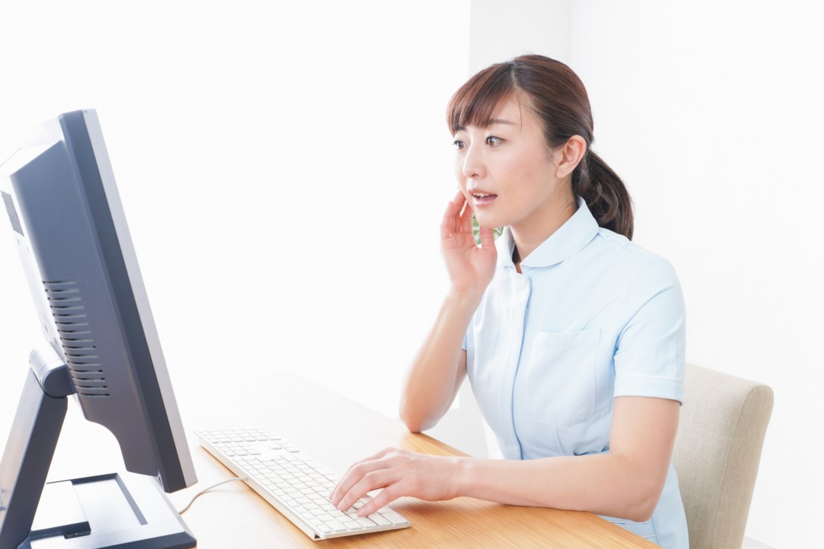 看護師の手取りはいくら?1年目から10年目までの実感と、手取り30万円の壁